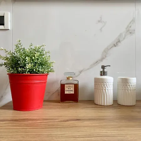 Apartamento Chez Fratellini, Deluxe Flat With Garden & Parking *