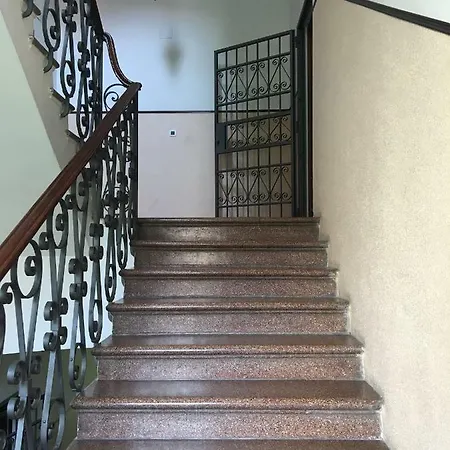 דירה Chez Fratellini, Deluxe Flat With Garden & Parking *