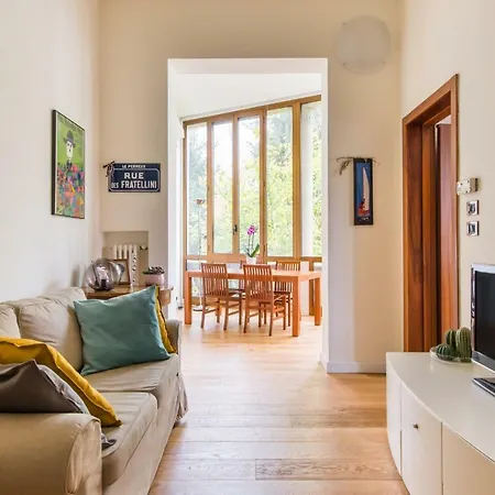 דירה Chez Fratellini, Deluxe Flat With Garden & Parking *