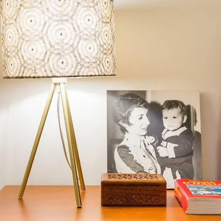 Chez Fratellini, Deluxe Flat With Garden & Parking Apartament