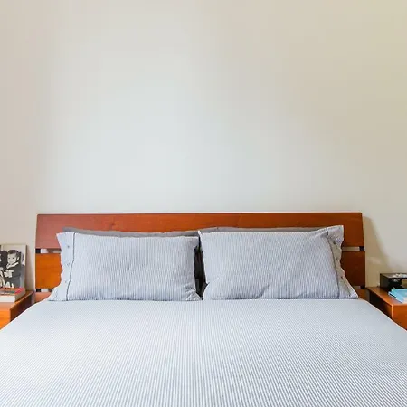 Chez Fratellini, Deluxe Flat With Garden & Parking *