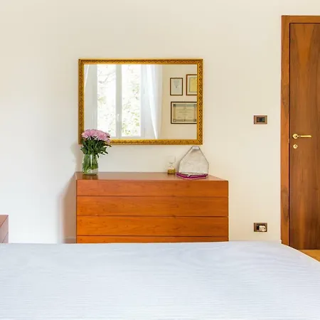 Chez Fratellini, Deluxe Flat With Garden & Parking * Bolonha